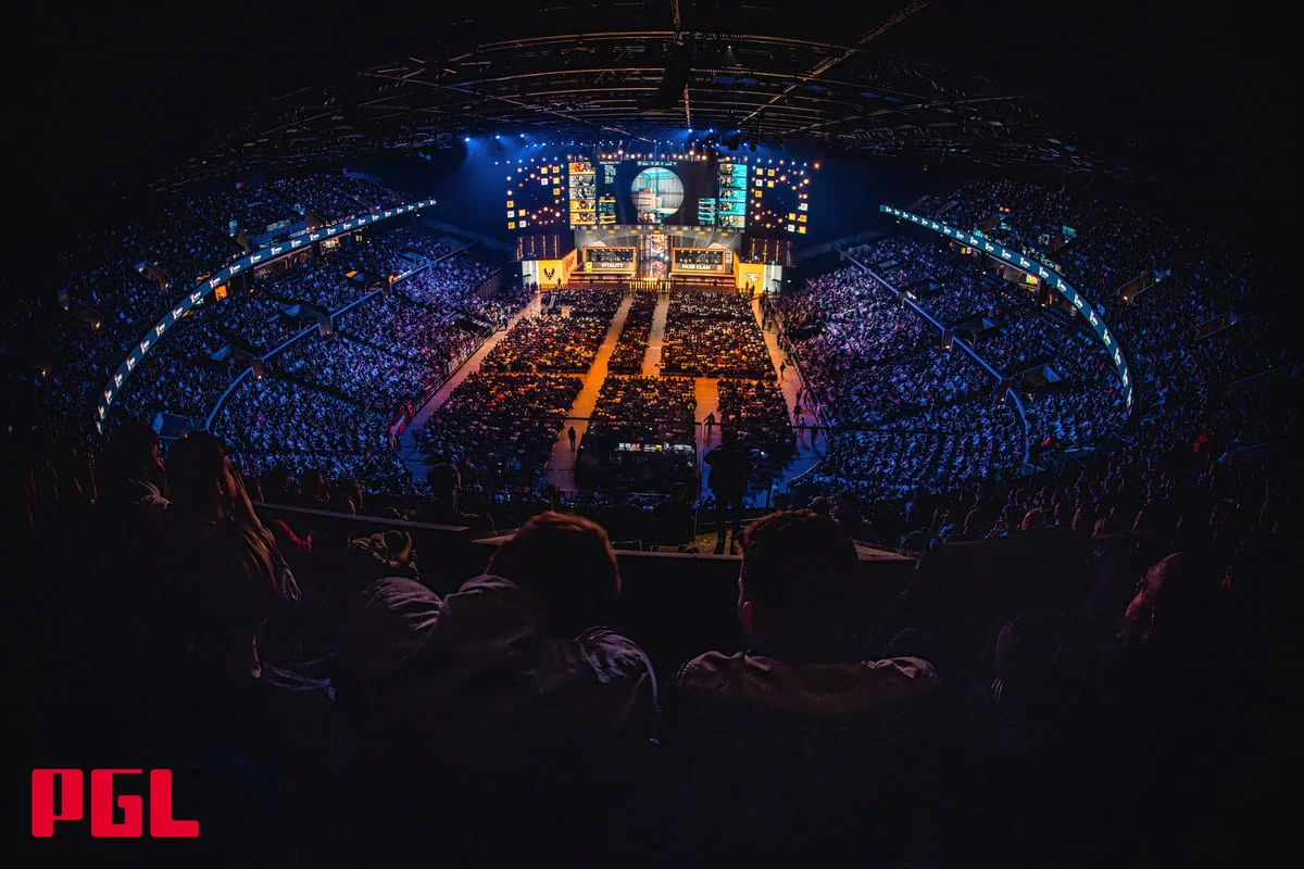 PGL та ESL заблокували YouTube-канал «CS2NEWS» через порушення авторських прав
