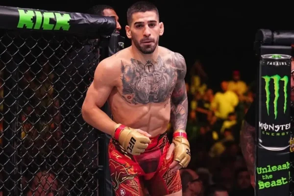 Топурія готовий захищати титул UFC наприкінці 2025 року